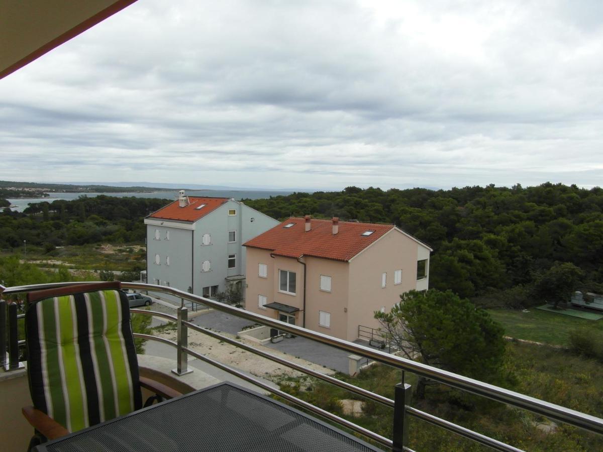 Bentley - Sea-View - 2 Bedroom Apartment 프레멘투라 외부 사진